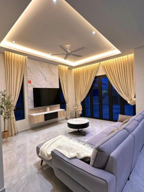 Ipoh Modern Luxury House 4B3B 14 pax